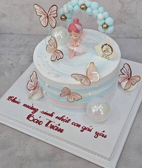 Bánh kem bé gái mẫu 19