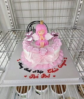 Bánh kem bé gái mẫu 42