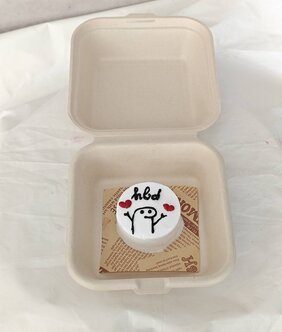 Bánh vẽ mẫu 31